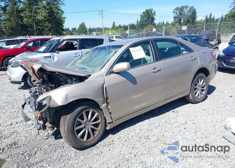 2007 Toyota Camry Le z USA, uszkodzony, nr VIN 4T1BE46K77U665826